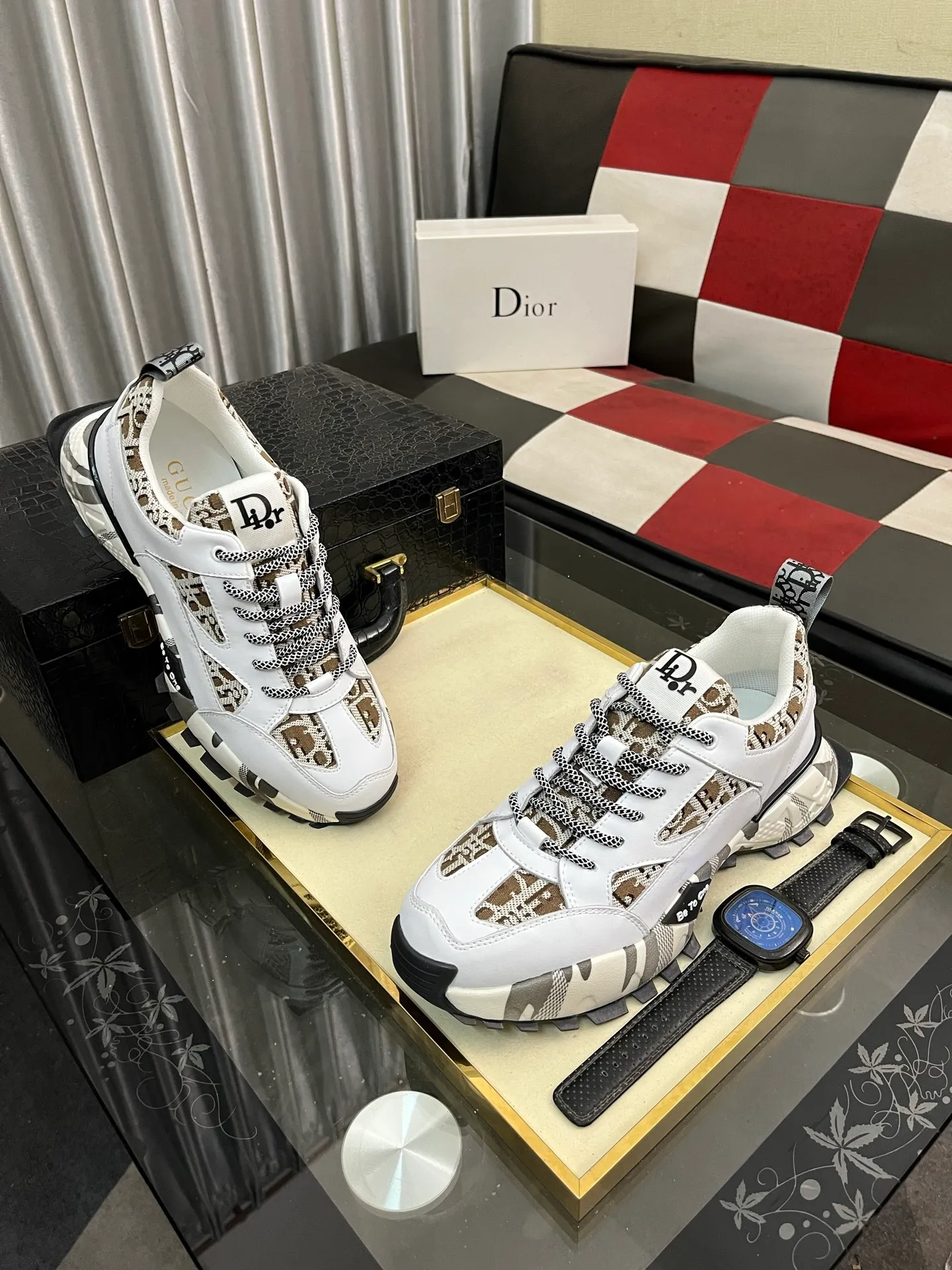 Men's Men's Shoes💰458⌚️⌚️Dior unique modern style sneakers. Counter purchasing 🏃casual leather shoes😍😍 original cowhide leather imported from Italy (refuses to discolor and grind feet) soles: original soles specially provided by the original factory, super cool😍 lace up and walk with wind👍 style design ⚠️ super comfortable and wear-resistant original soles. Just like shooting the real thing 🎬The real thing is better Code number: 38-443️⃣Colors available